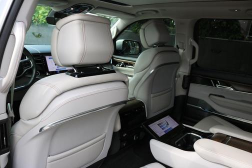 Silver Zynith 2022 Jeep Grand Wagoneer Series I