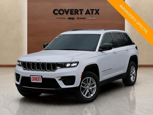 Bright White Clearcoat 2026 Jeep Grand Cherokee Laredo X