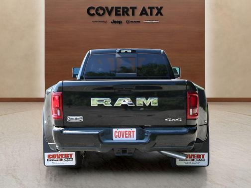 Diamond Black 2026 RAM 3500 Limited