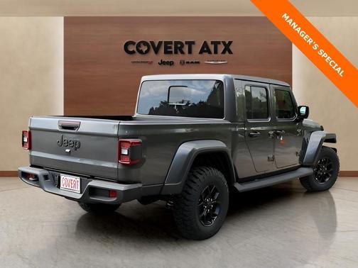 Granite Crystal Clearcoat Metallic 2025 Jeep Gladiator Sport