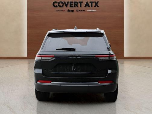 Diamond Black 2026 Jeep Grand Cherokee Limited