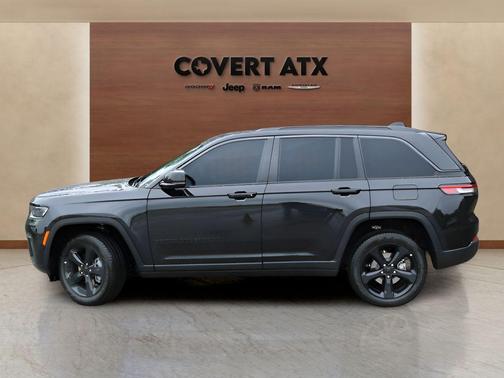 Diamond Black 2026 Jeep Grand Cherokee Limited