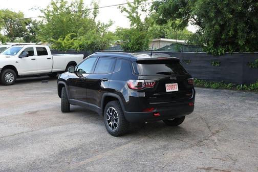 Diamond Black 2026 Jeep Compass Trailhawk
