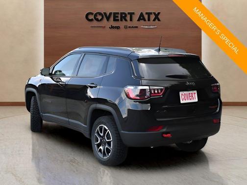 Diamond Black 2026 Jeep Compass Trailhawk