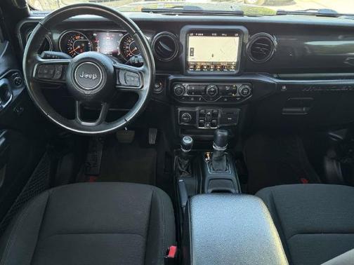 Black Clearcoat 2022 Jeep Wrangler Unlimited SPORT
