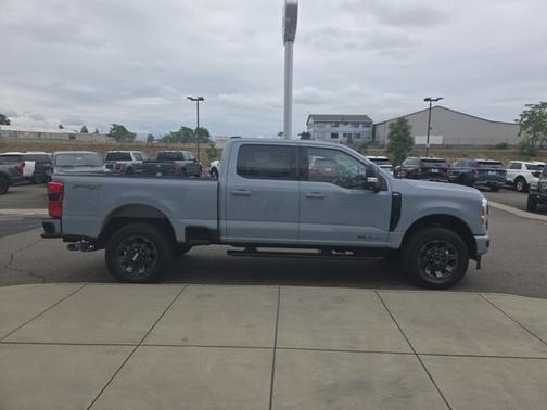 GLACIER GRAY 2024 Ford F-250 LARIAT
