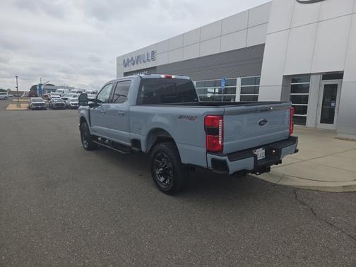 GLACIER GRAY 2024 Ford F-250 LARIAT