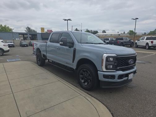 GLACIER GRAY 2024 Ford F-250 LARIAT