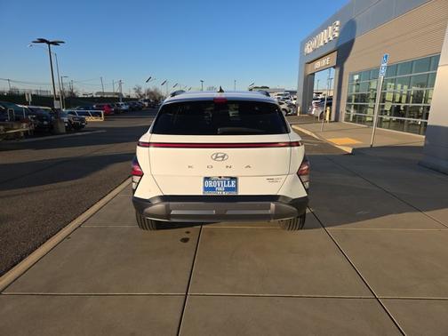 2024 Hyundai KONA LIMITED