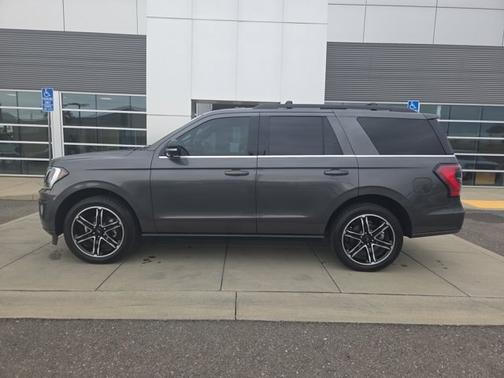 MAGNETIC METALLIC 2021 Ford Expedition LIMITED