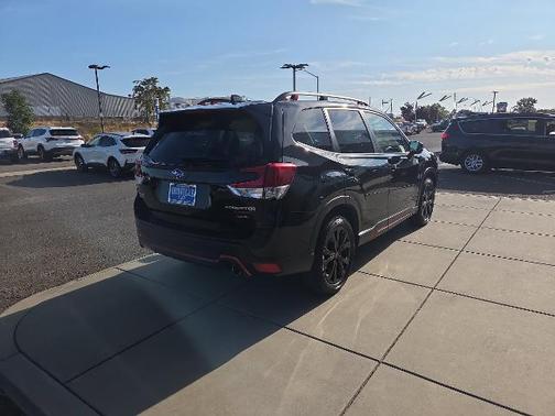 2023 Subaru Forester SPORT