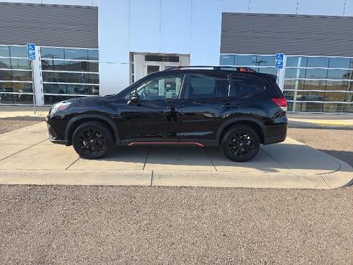2023 Subaru Forester SPORT