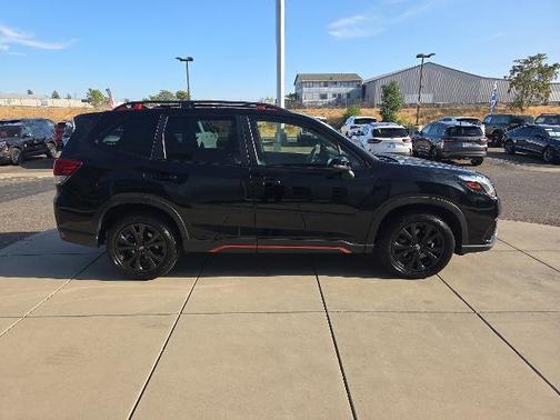 2023 Subaru Forester SPORT