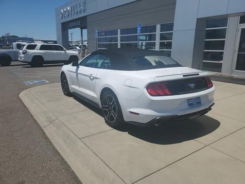 2023 Ford Mustang ECOBOOST PREMIUM