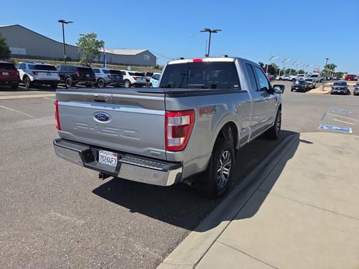 ICONIC SILVER METALLIC 2021 Ford F-150 LARIAT