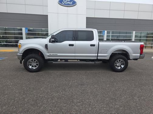 2017 Ford F-250 XLT