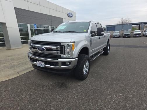 2017 Ford F-250 XLT