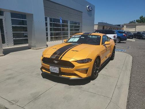 2022 Ford Mustang ECOBOOST