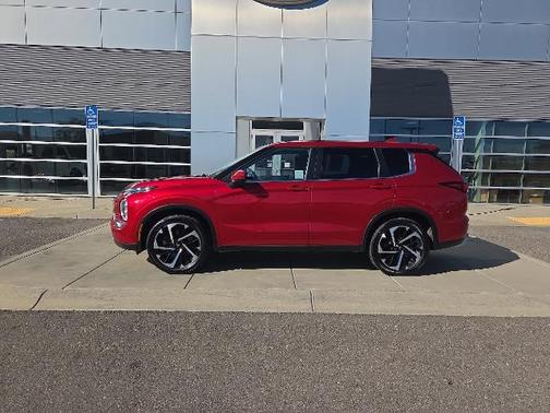 2023 Mitsubishi Outlander SE SPECIAL EDITION