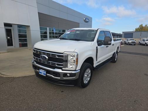 2024 Ford F-350 XLT