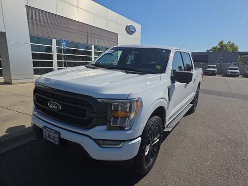 OXFORD WHITE 2023 Ford F-150 XLT