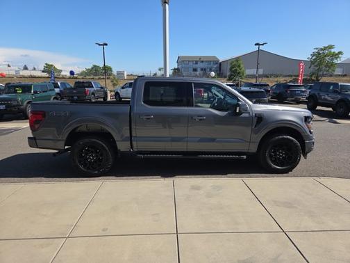 CARBONIZED GRAY METALLIC 2025 Ford F-150 XLT