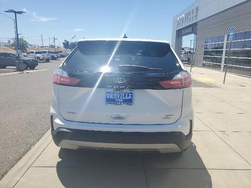 2024 Ford Edge 