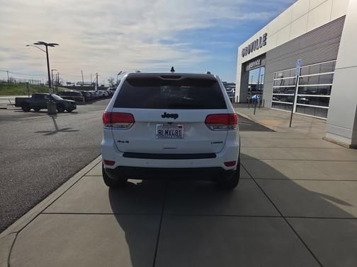 2019 Jeep Grand Cherokee LAREDO