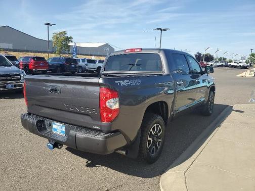 2018 Toyota Tundra LIMITED