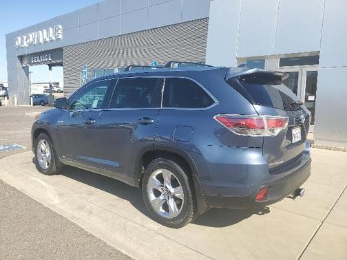 2016 Toyota Highlander LIMITED