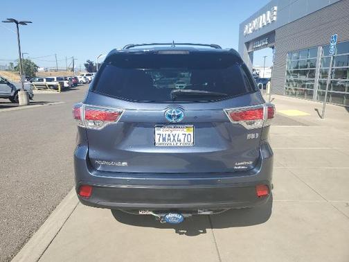 2016 Toyota Highlander LIMITED