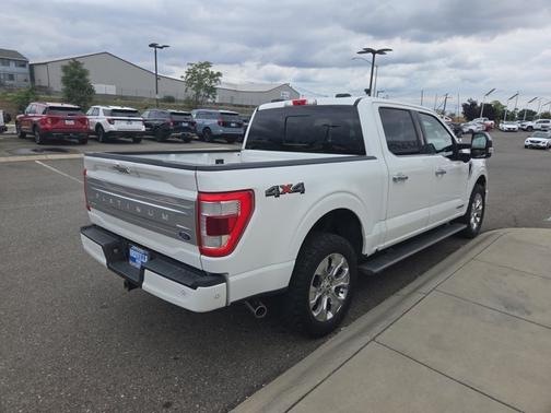 STAR WHITE METALLIC TRICOAT 2022 Ford F-150 PLATINUM