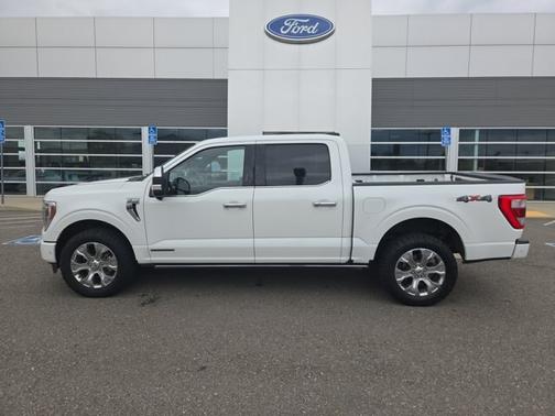 STAR WHITE METALLIC TRICOAT 2022 Ford F-150 PLATINUM