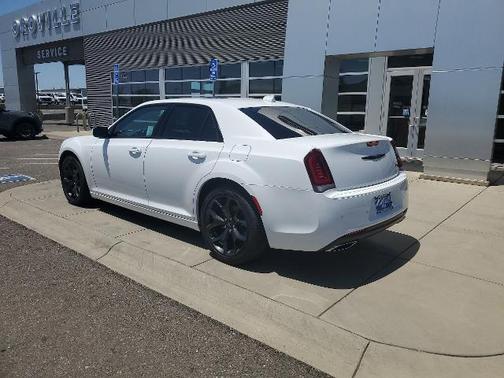 2023 Chrysler 300 S