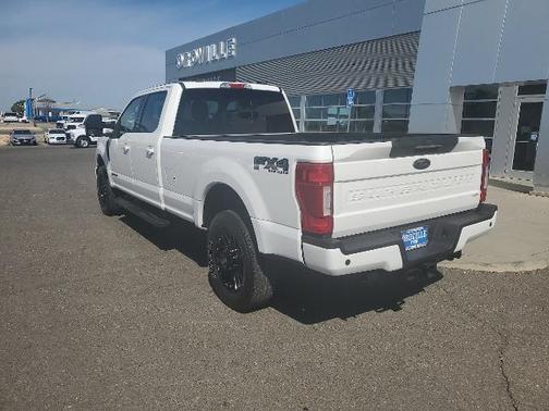 2022 Ford F-350 LARIAT SUPER DUTY