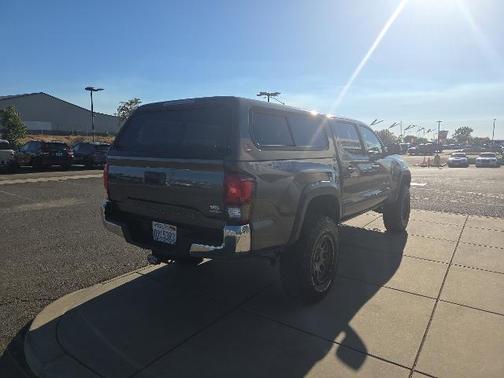 2018 Toyota Tacoma 