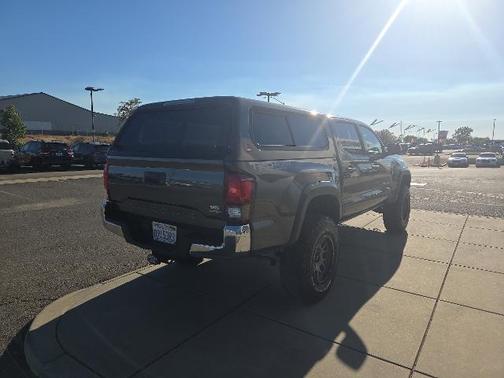 2018 Toyota Tacoma TRD OFF ROAD