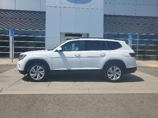2021 Volkswagen Atlas 3.6 V6 SE W/ TECHNOLOGY