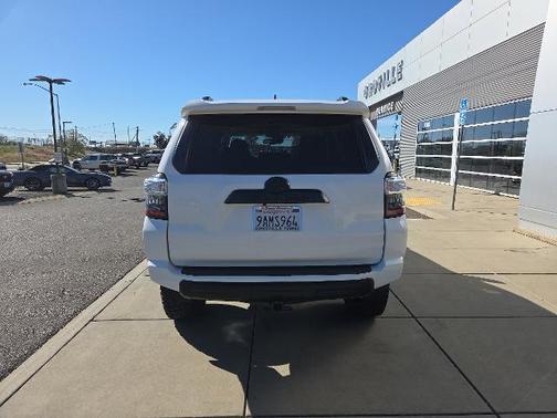 2022 Toyota 4Runner TRD OFF ROAD PREMIUM