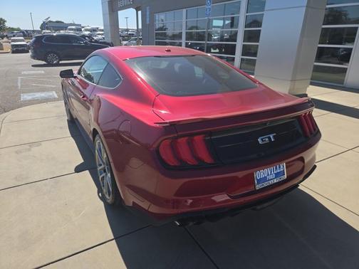 RUBY RED METALLIC TINTED CC 2018 Ford Mustang GT PREMIUM