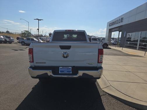 Bright White Clearcoat 2024 RAM 2500 BIG HORN