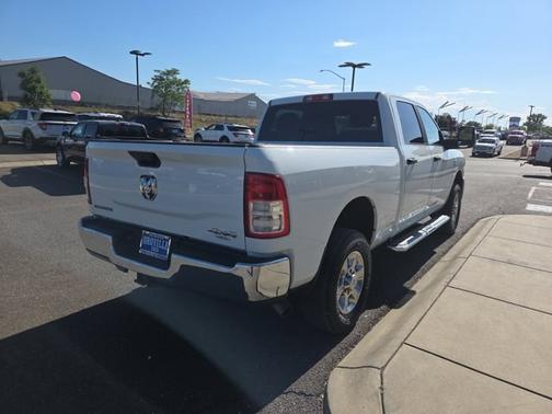 Bright White Clearcoat 2024 RAM 2500 BIG HORN
