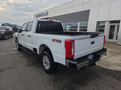 2024 Ford F-250 XLT