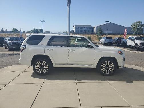 2016 Toyota 4Runner LIMITED