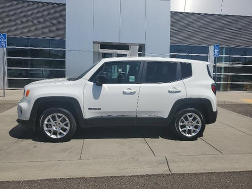 2023 Jeep Renegade LATITUDE