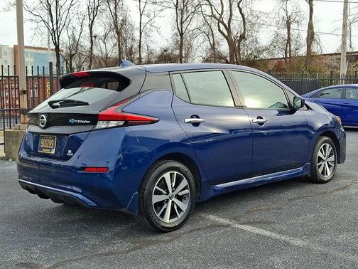 2022 Nissan Leaf S PLUS