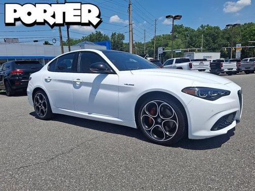 2024 Alfa Romeo Giulia Veloce
