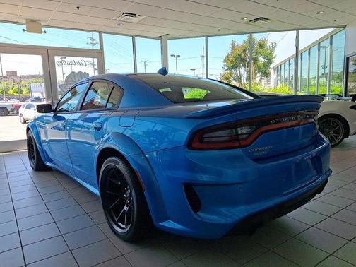 B5 Blue Pearlcoat 2023 Dodge Charger SRT Hellcat Widebody