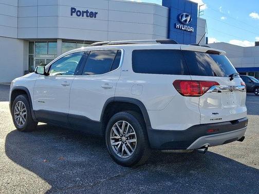 2019 GMC Acadia SLE-2