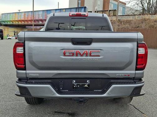2023 GMC Canyon AT4